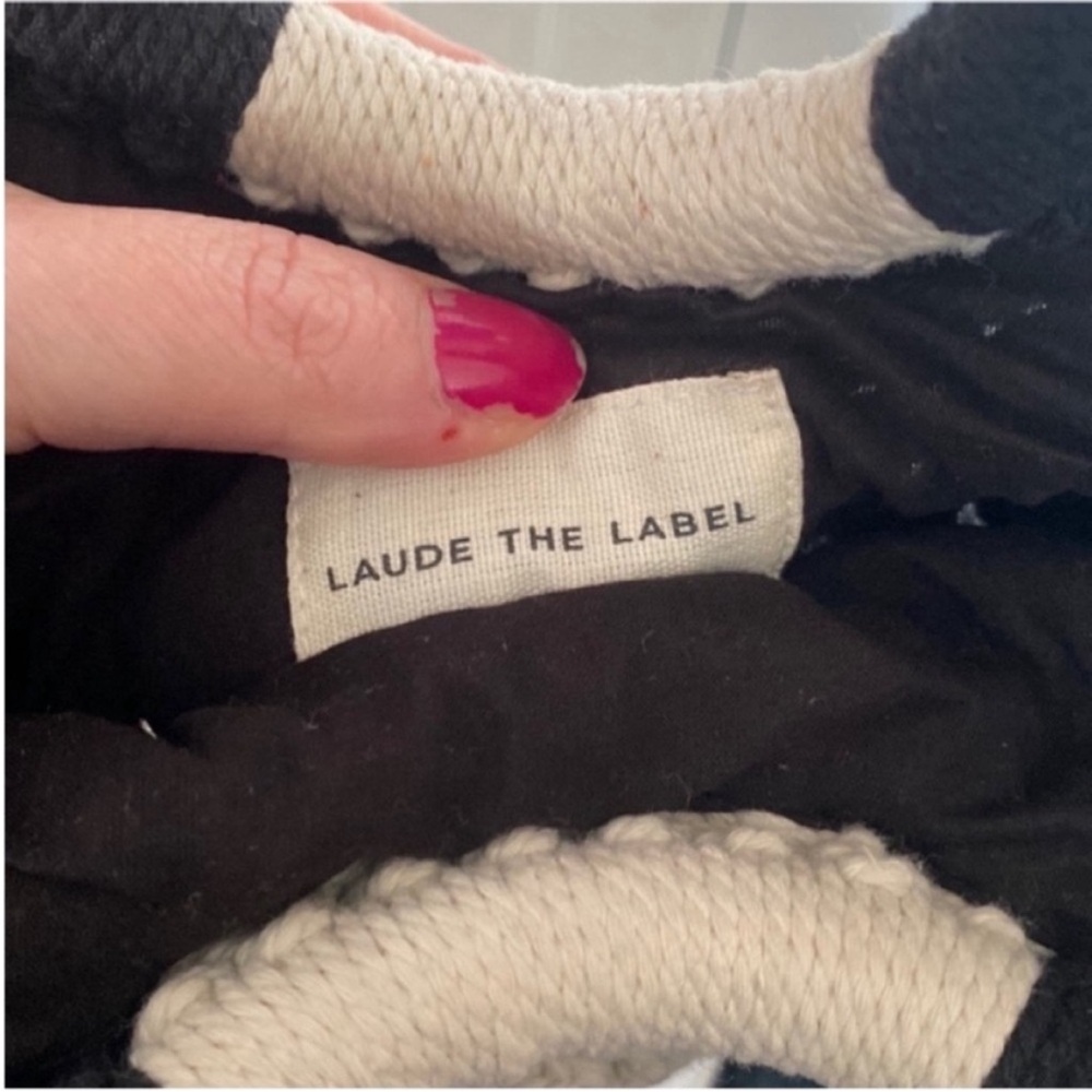 Laude the Label Gabby Mini Macrame Bag Off-White Black - Picture 8 of 8